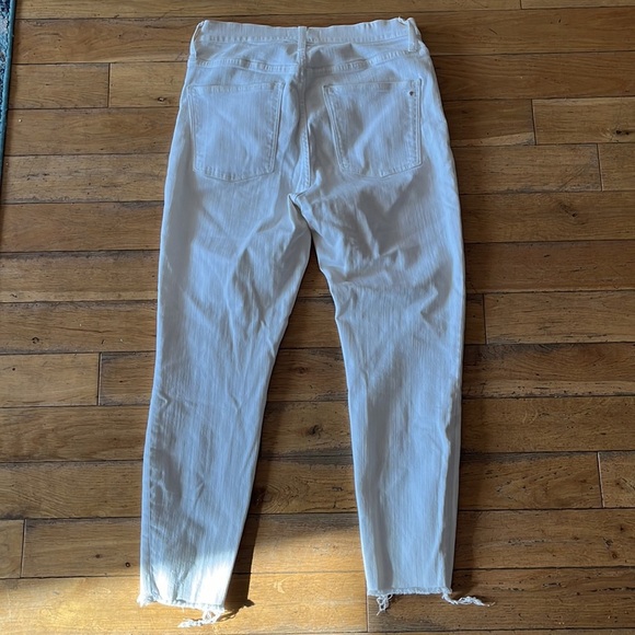 MADEWELL 9” high-rise skinny crop white distressed ripped jeans size 30 - Picture 2 of 5
